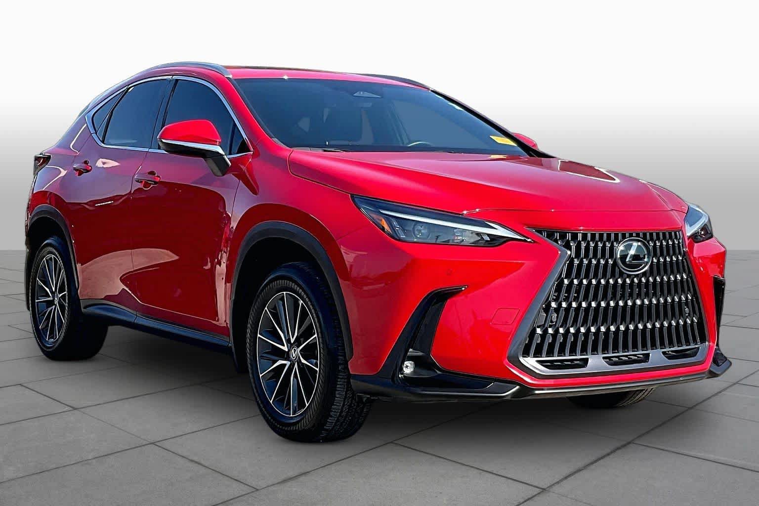 Used 2024 Lexus NX 250 FWD w/ Towing Package (2000 Lbs) image 3