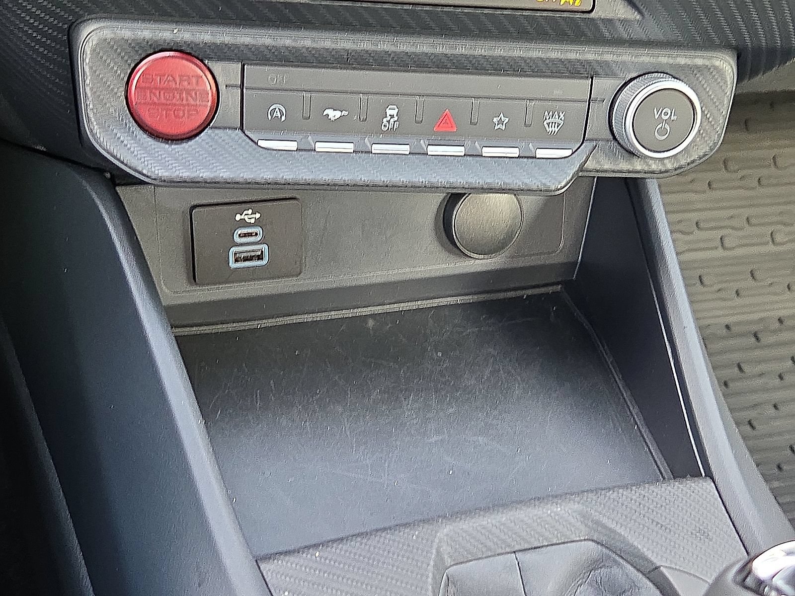Certified 2025 Ford Mustang Convertible RWD image 17