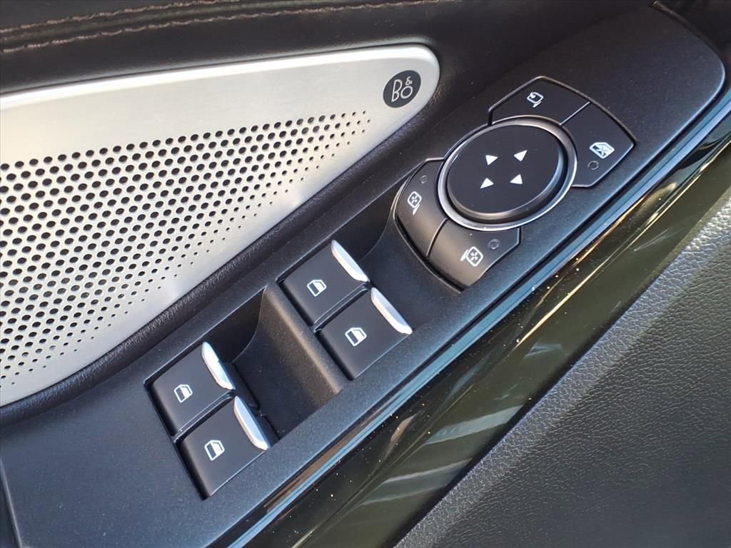 Certified 2021 Ford Explorer Platinum w/ Equipment Group 601A image 20