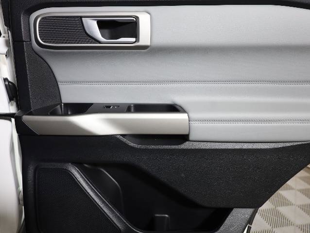 Certified 2023 Ford Explorer XLT w/ Equipment Group 202A AWD/4WD image 35