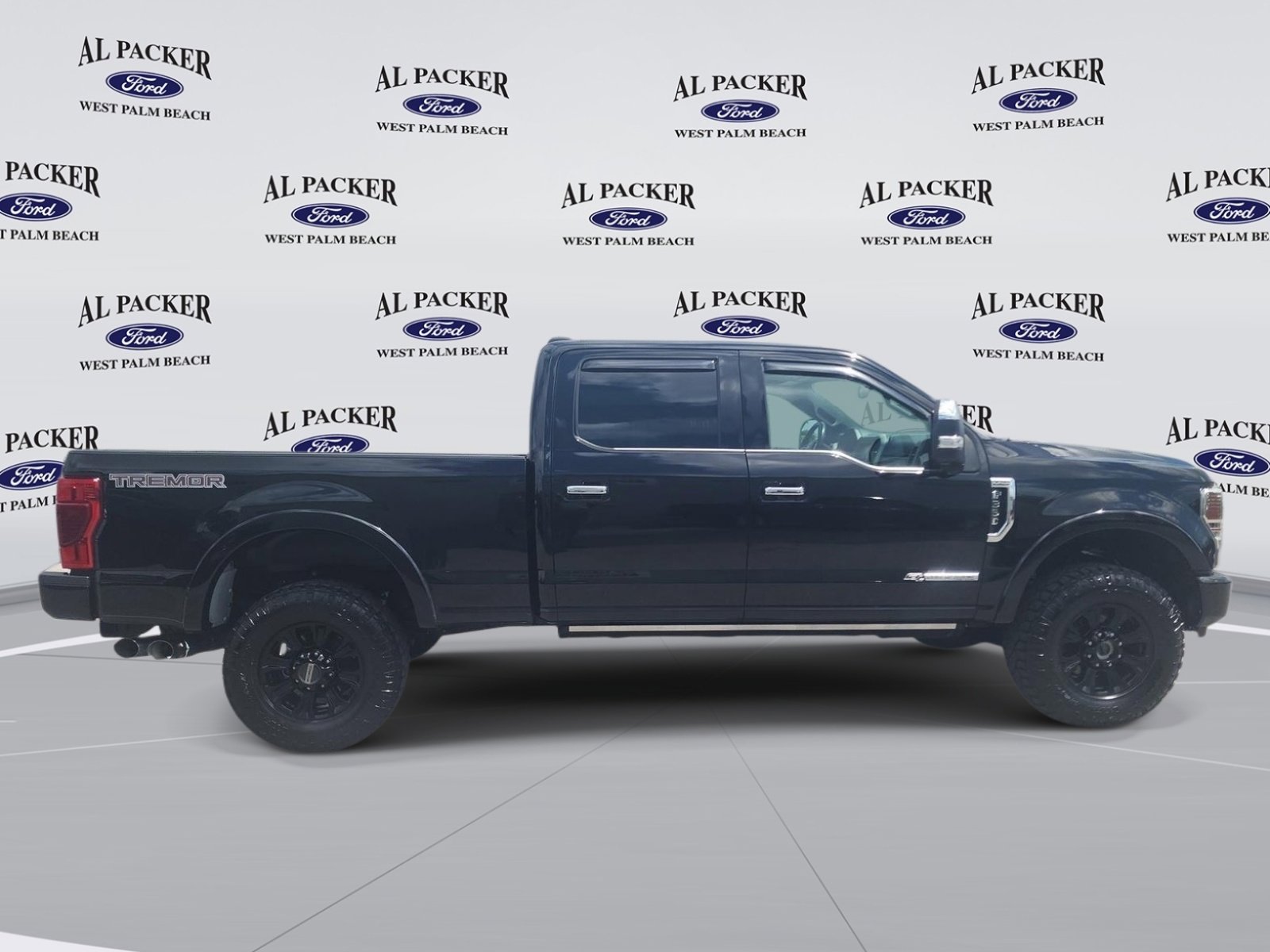 Certified 2020 Ford F350 Platinum w/ Tremor Off-Road Package AWD/4WD image 6