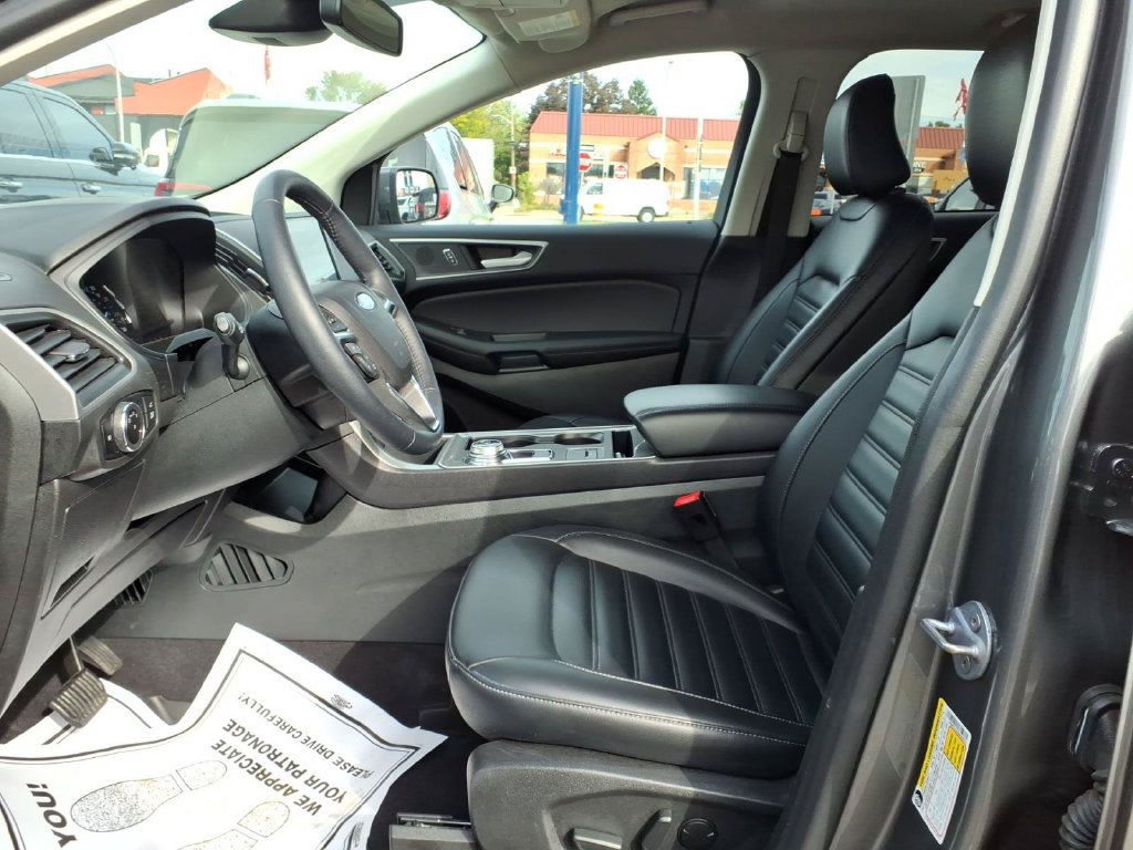 Certified 2024 Ford Edge SEL w/ Convenience Package AWD/4WD image 14