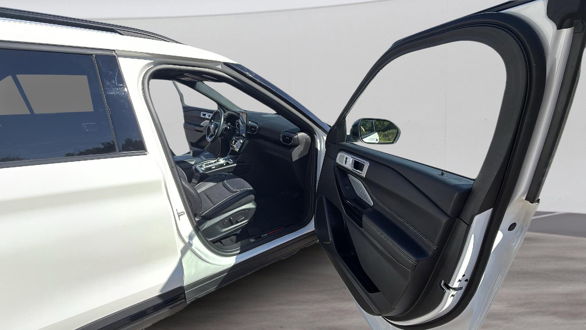 Certified 2023 Ford Explorer ST w/ Equipment Group 401A image 17