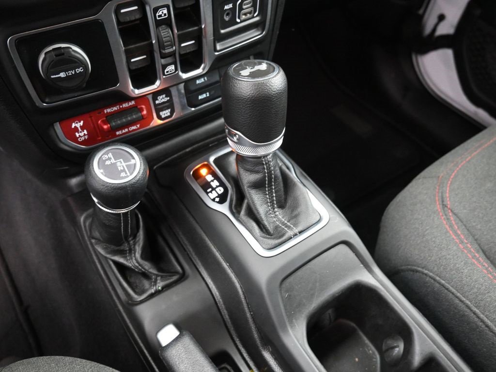 Used 2025 Jeep Wrangler Unlimited Rubicon image 30