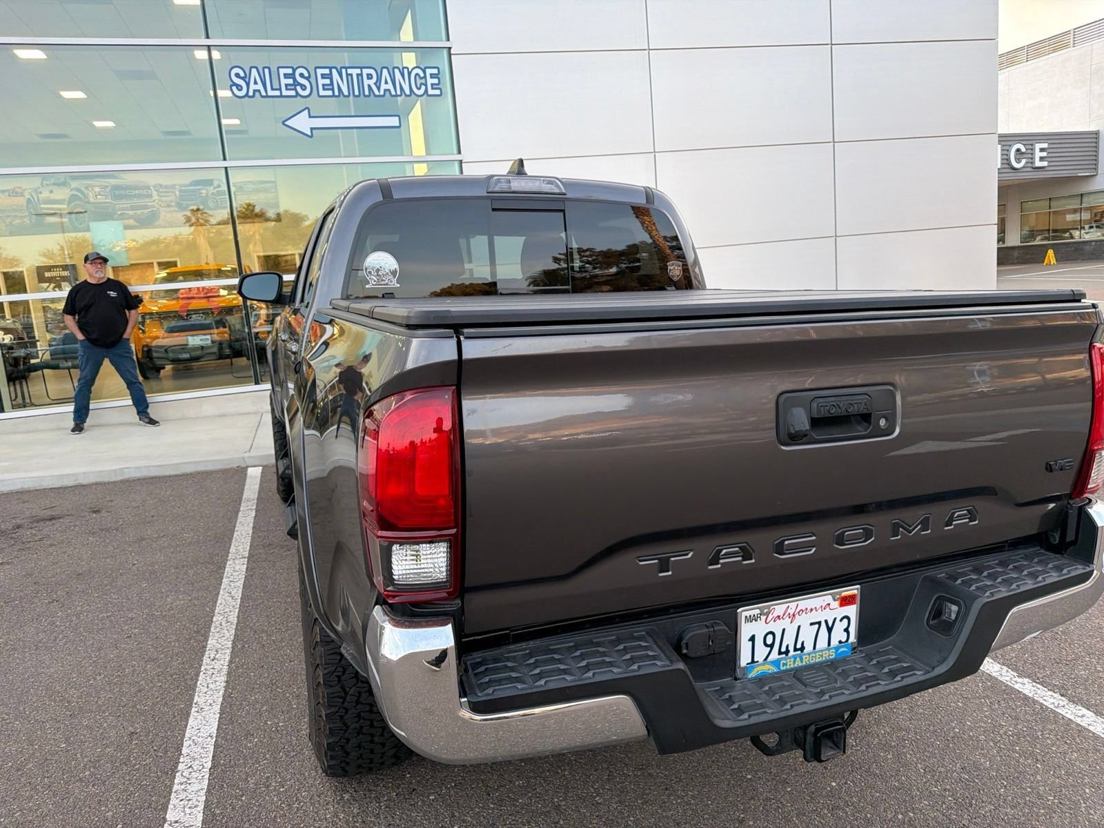 Used 2021 Toyota Tacoma SR5 RWD image 18