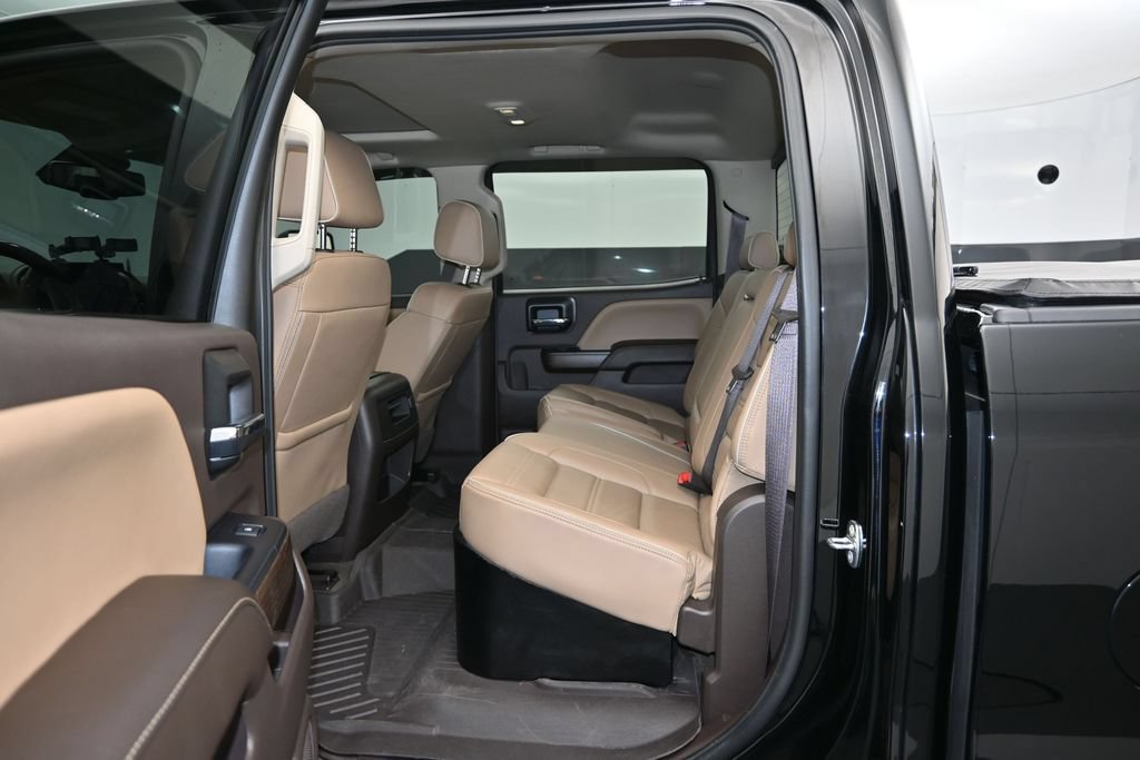 Used 2019 GMC Sierra 2500 Denali w/ Duramax Plus Package AWD/4WD image 13