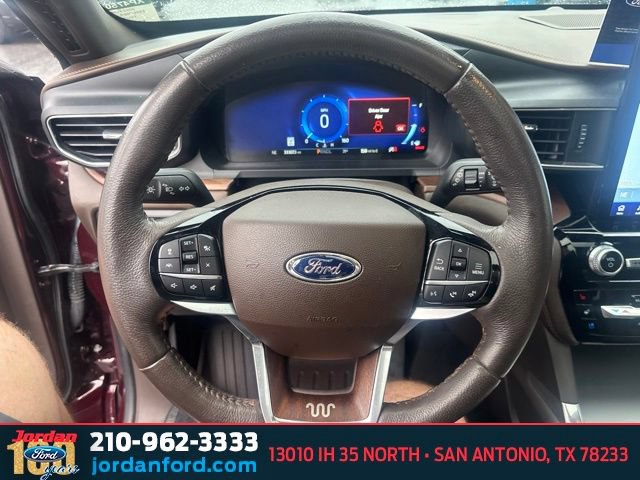Certified 2022 Ford Explorer King Ranch w/ Class IV Trailer Tow Package RWD image 24