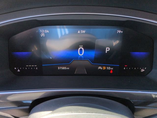 Used 2023 Volkswagen Tiguan SE w/ Panoramic Sunroof Package image 30