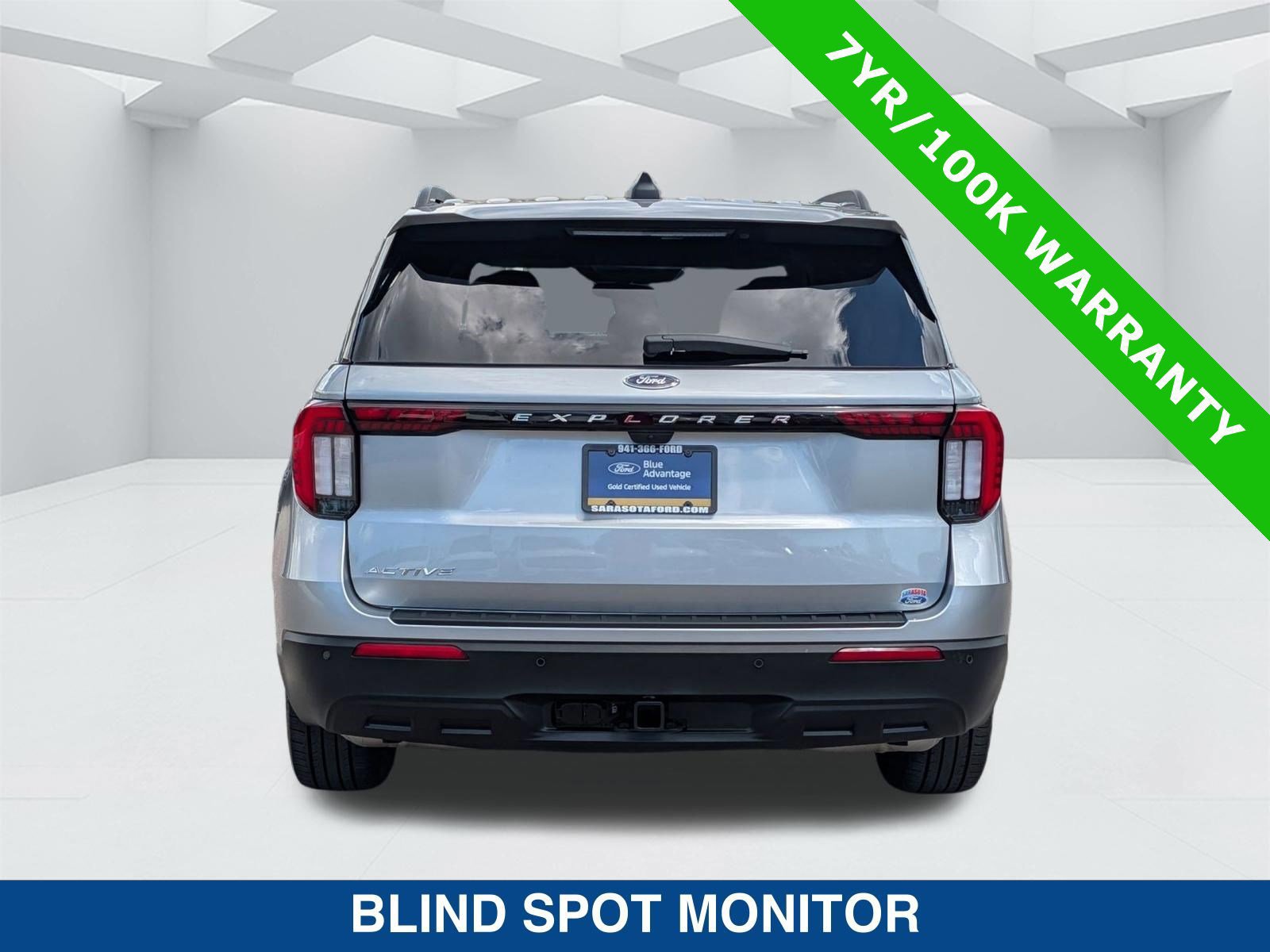 Certified 2025 Ford Explorer Active image 4