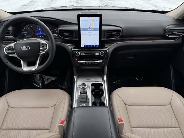 Certified 2023 Ford Explorer Limited w/ Limited Technology Package image 6