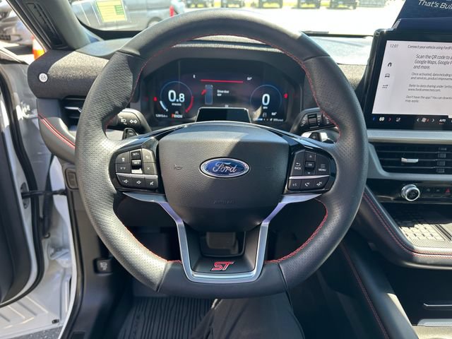 Certified 2025 Ford Explorer ST AWD/4WD image 12