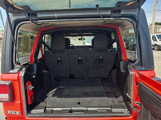 Used 2023 Jeep Wrangler Unlimited Sport AWD/4WD image 12