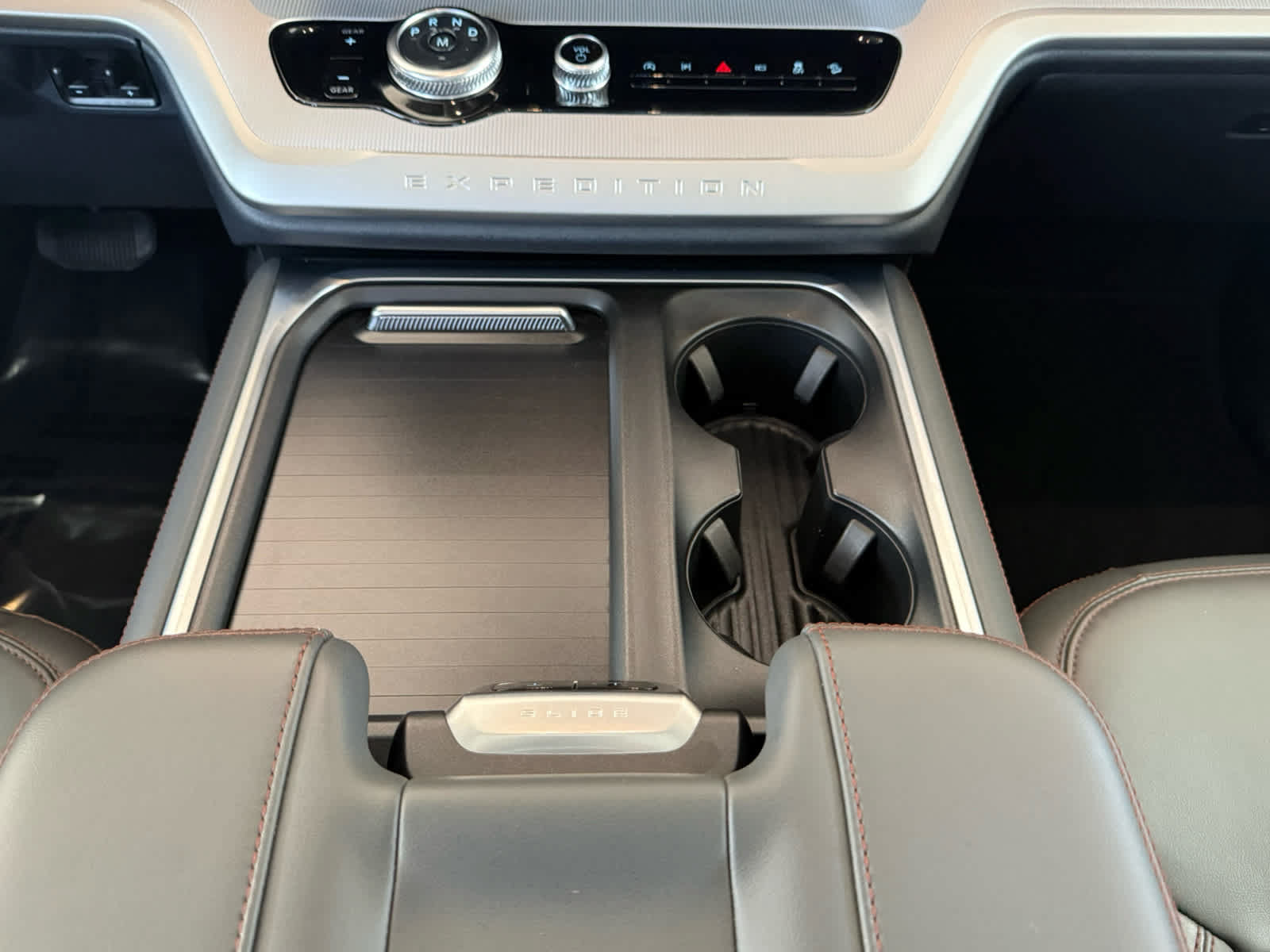 Certified 2025 Ford Expedition Active AWD/4WD image 12