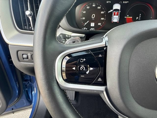 Used 2020 Volvo XC60 T8 R-Design w/ Protection Package Premier AWD/4WD image 25