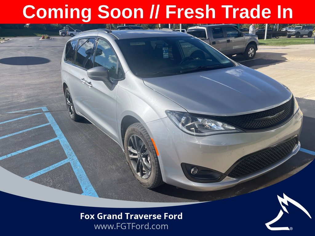Used 2020 Chrysler Pacifica Touring-L