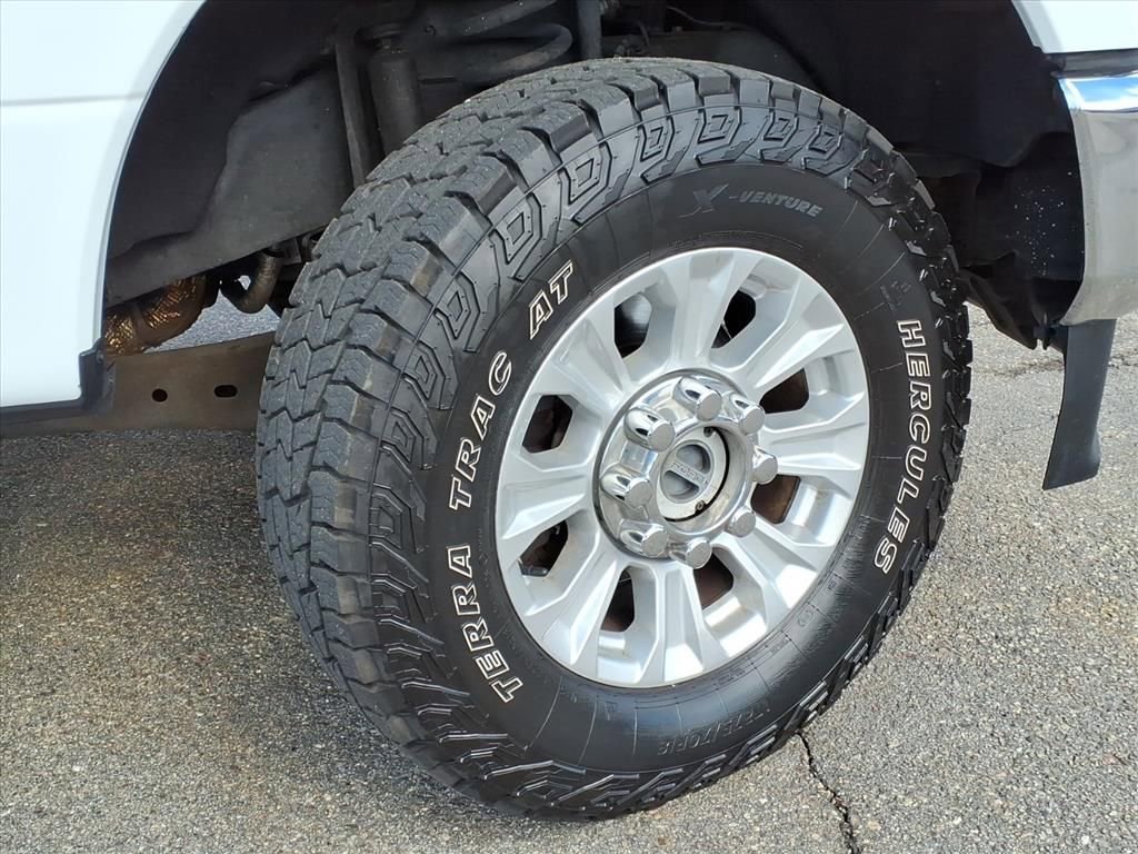 Certified 2021 Ford F350 XL w/ STX Appearance Package AWD/4WD image 9