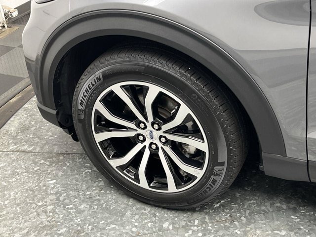Certified 2025 Ford Explorer ST-Line AWD/4WD image 35