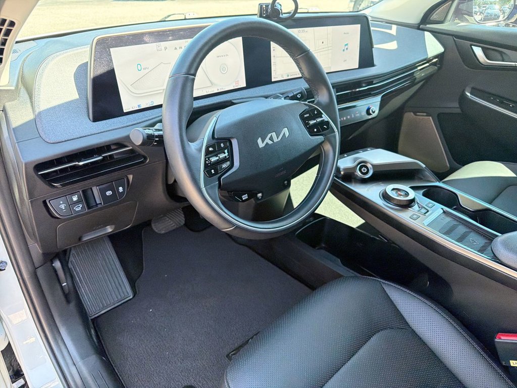 Used 2023 Kia EV6 Wind RWD image 12