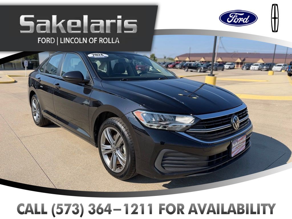 Used 2024 Volkswagen Jetta SE FWD image 3