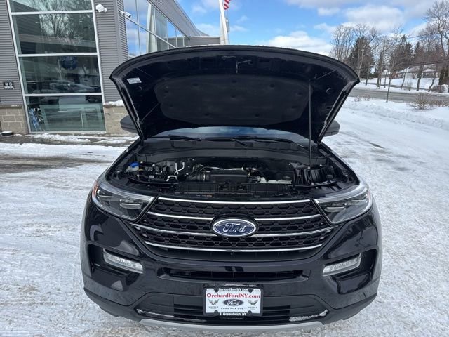 Certified 2021 Ford Explorer XLT w/ Equipment Group 202A image 10