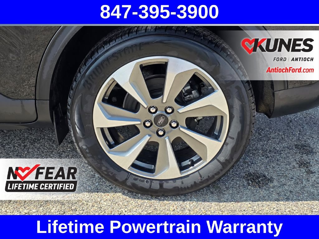 Certified 2025 Ford Escape Platinum AWD/4WD image 15