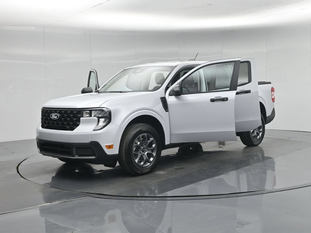 Certified 2026 Ford Maverick XLT FWD image 31