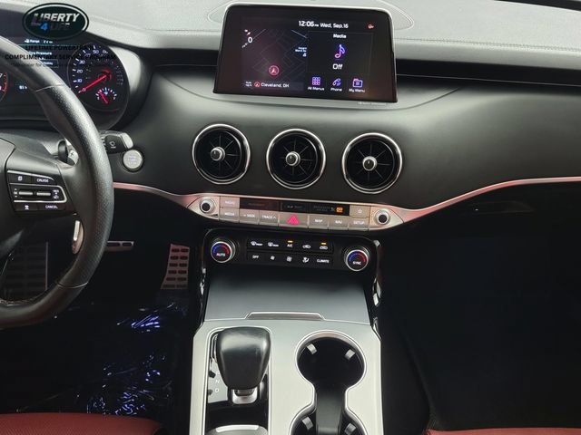 Used 2021 Kia Stinger GT2 AWD/4WD image 21