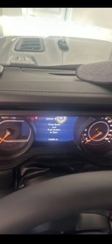 Used 2024 Jeep Wrangler Unlimited Rubicon w/ Technology Group AWD/4WD image 3
