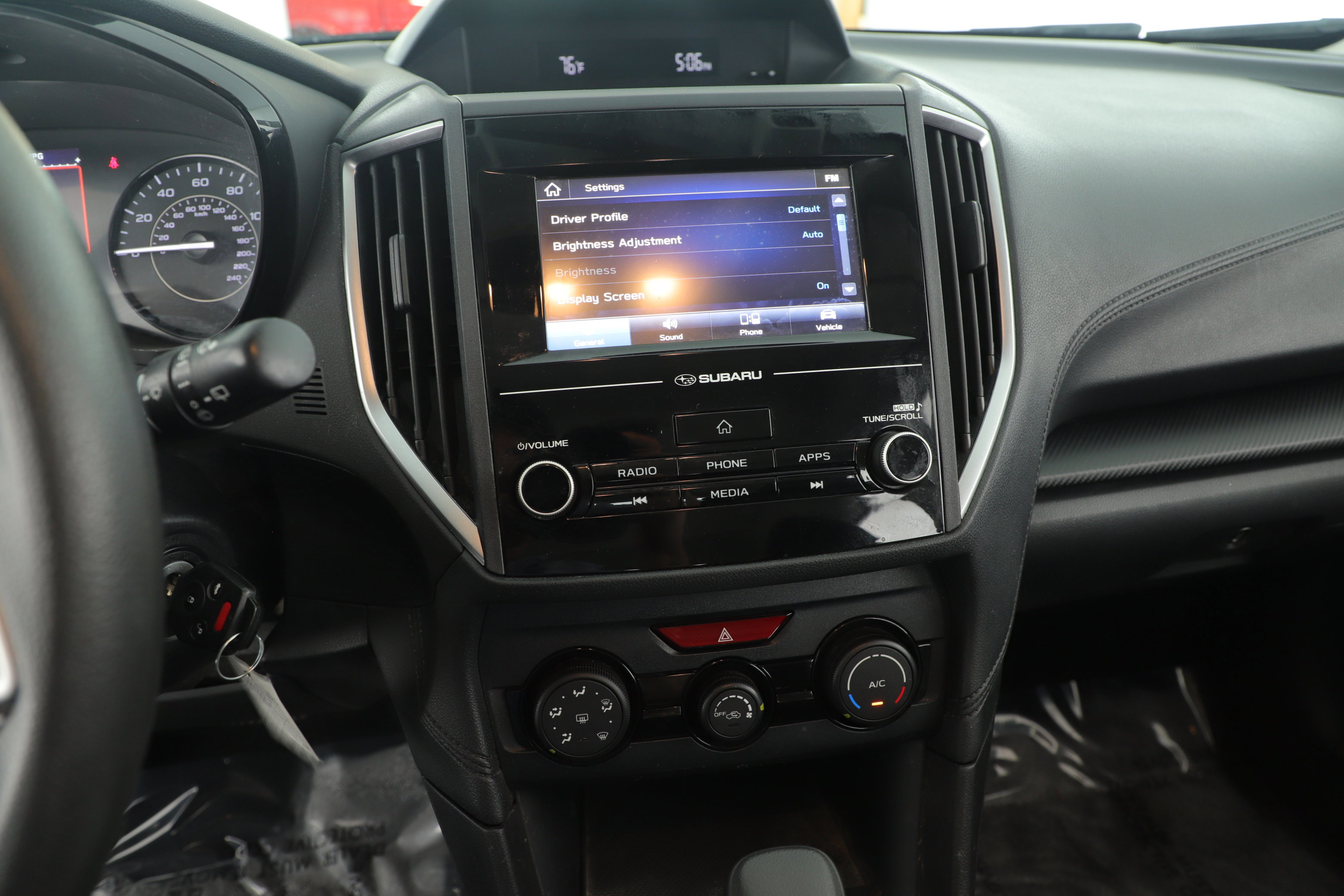 Used 2022 Subaru Impreza 2.0i image 13