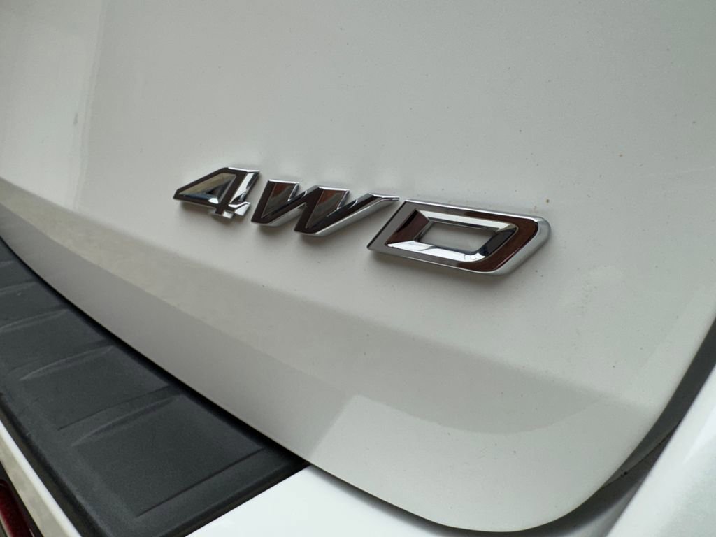 Certified 2023 Ford Explorer XLT w/ Equipment Group 202A image 11