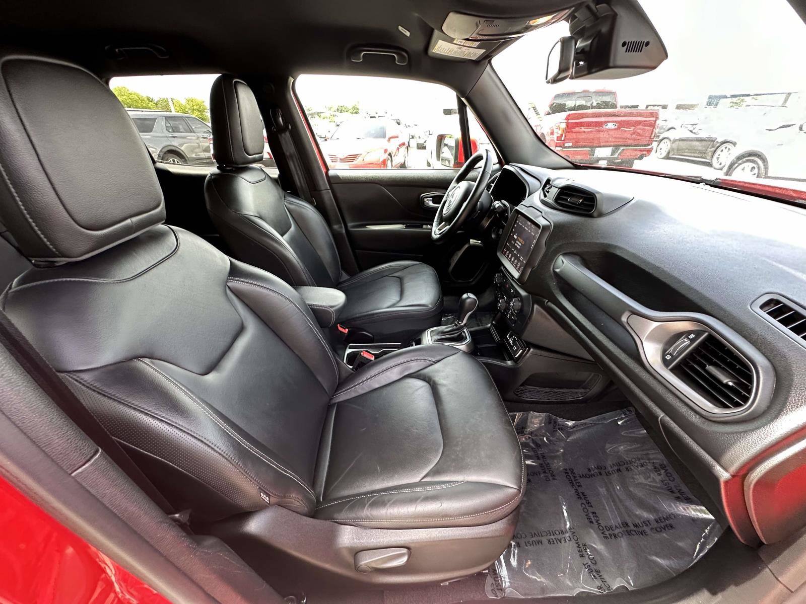 Used 2019 Jeep Renegade Limited w/ Quick Order Package 22P FWD image 23