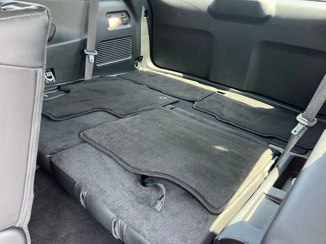 Certified 2024 Ford Explorer XLT w/ Equipment Group 202A AWD/4WD image 23