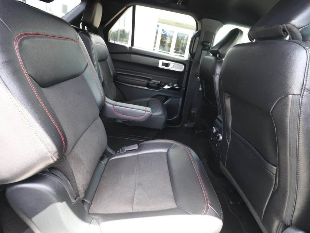 Certified 2023 Ford Explorer ST-Line w/ Class IV Trailer Tow Package RWD image 24