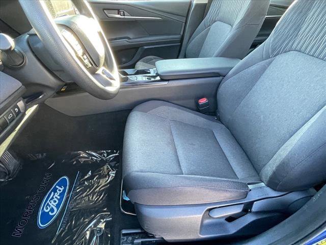 Used 2025 Toyota Camry LE image 14