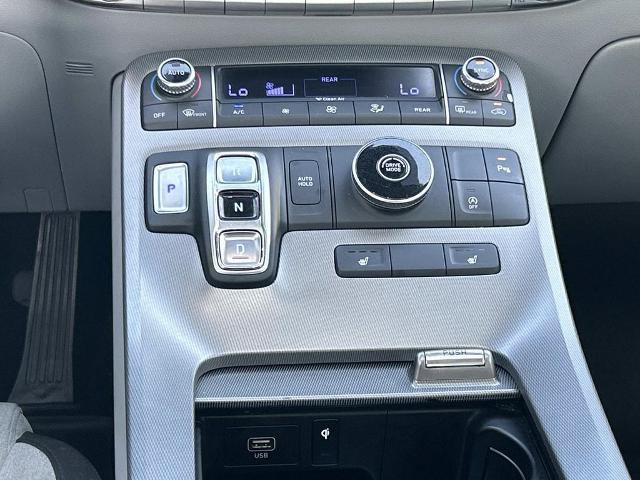 Used 2020 Hyundai Palisade SEL w/ Convenience Package FWD image 16