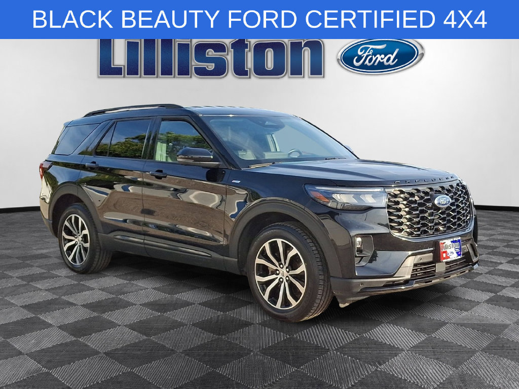 Certified 2025 Ford Explorer ST-Line AWD/4WD image 3