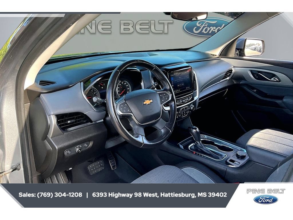 Used 2020 Chevrolet Traverse LT FWD image 12
