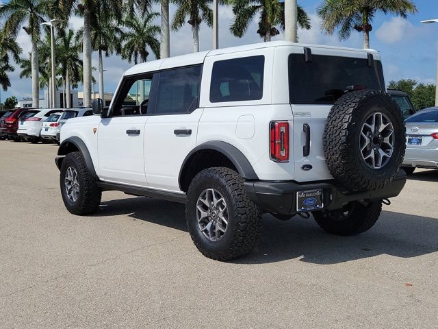 Certified 2025 Ford Bronco Badlands AWD/4WD image 4