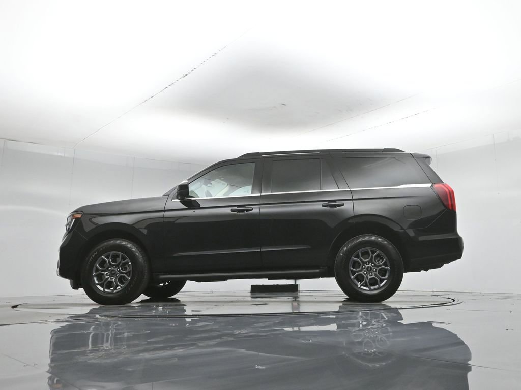 Certified 2025 Ford Expedition Active AWD/4WD image 57