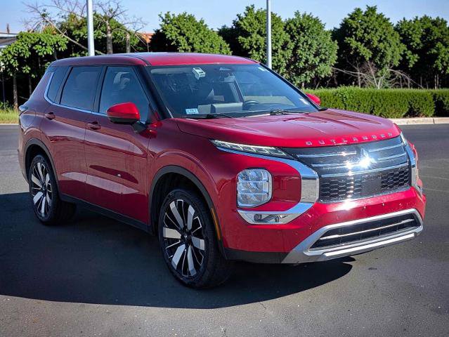 Used 2025 Mitsubishi Outlander SE AWD/4WD image 8