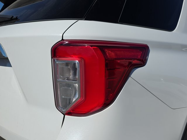 Certified 2023 Ford Explorer Limited w/ Limited Technology Package RWD image 11