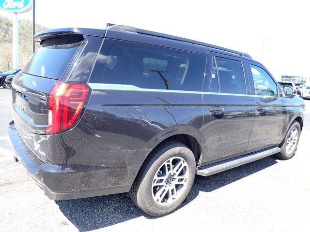 Certified 2025 Ford Expedition Max Active RWD image 8