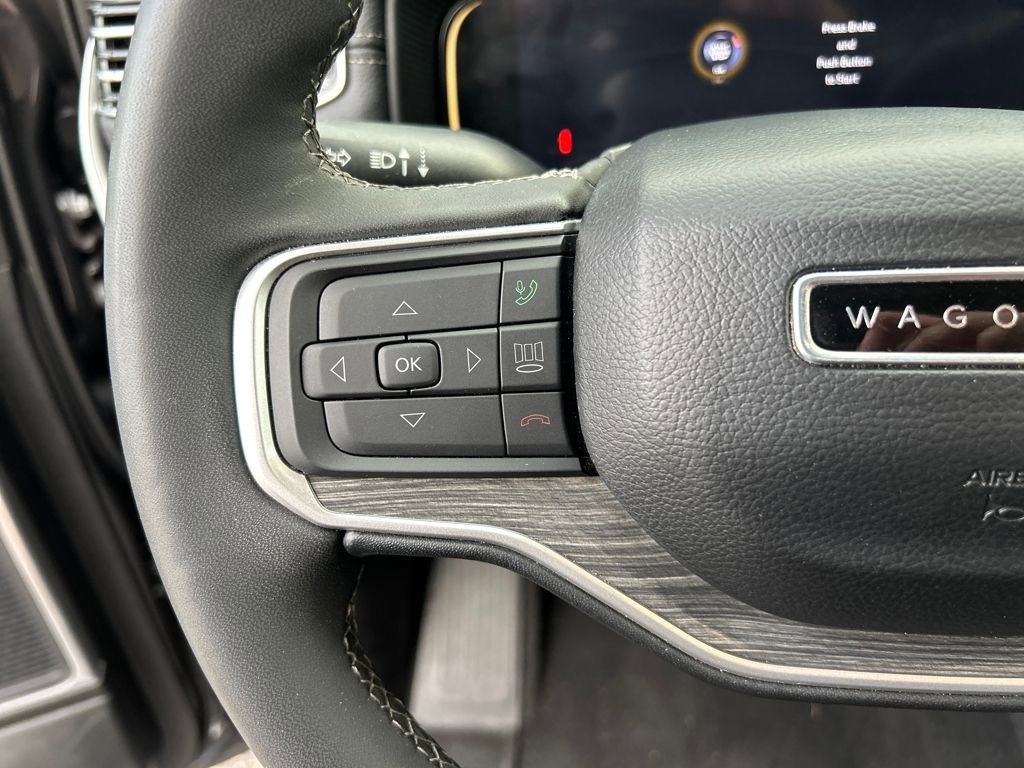 Used 2024 Jeep Wagoneer L Series II image 22