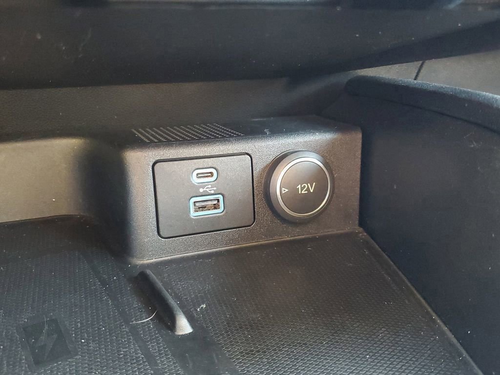 Certified 2021 Ford Escape Titanium w/ Titanium Elite Package image 30