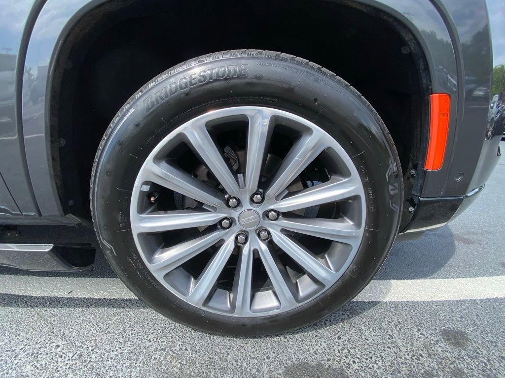 Used 2023 Jeep Grand Wagoneer Series II AWD/4WD image 31