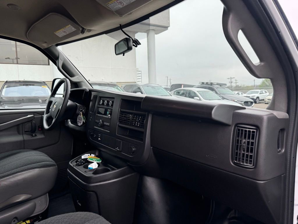 Used 2024 Chevrolet Express 2500 w/ Driver Convenience Package image 10