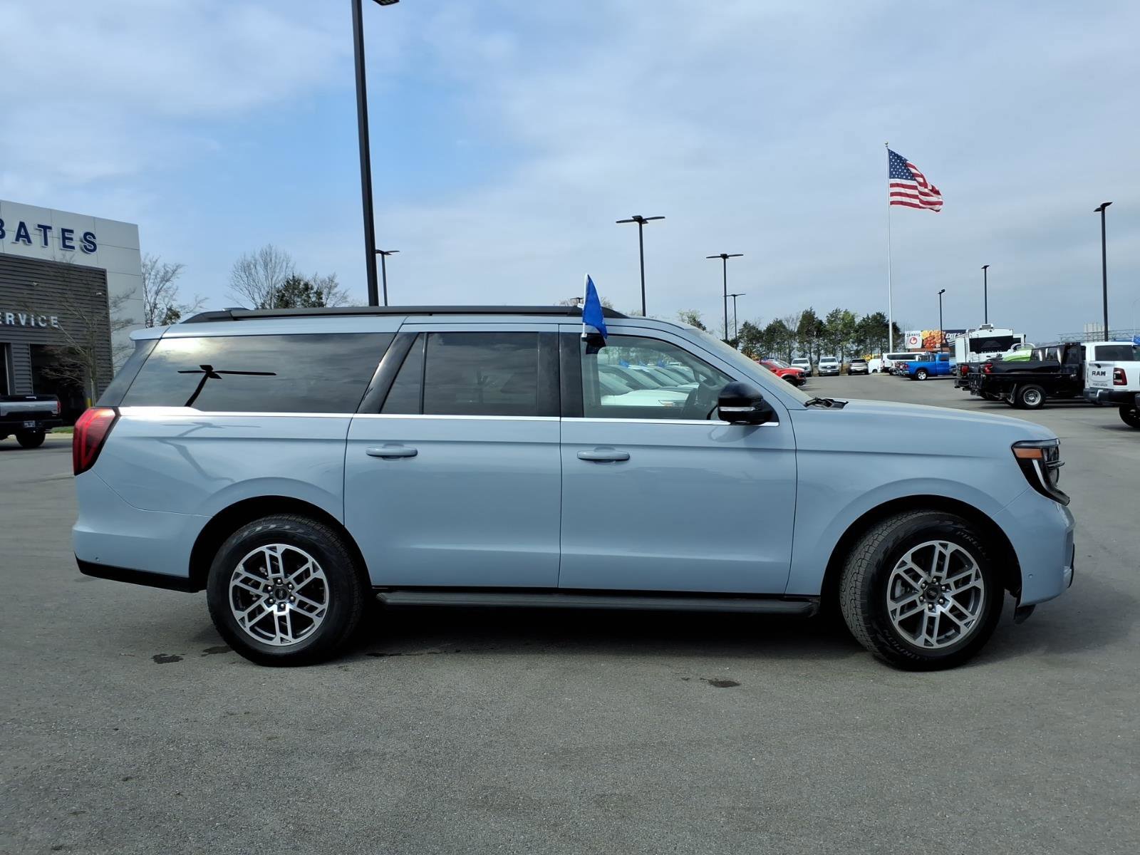 Certified 2025 Ford Expedition Max Active image 6