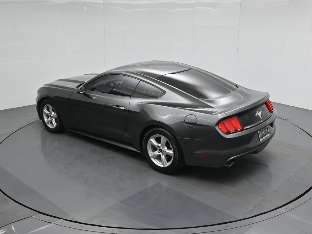 Certified 2017 Ford Mustang Coupe RWD image 39
