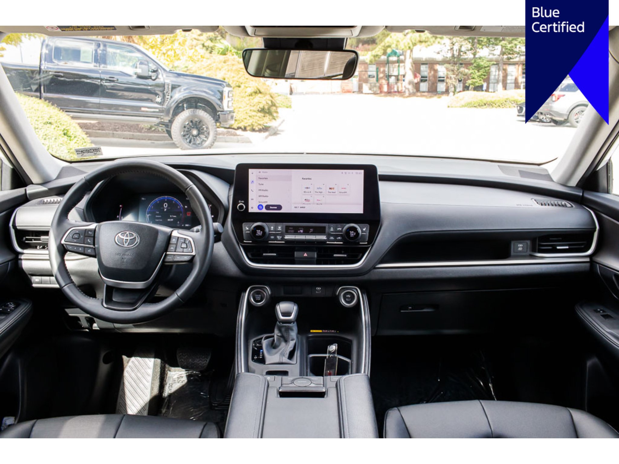 Used 2024 Toyota Grand Highlander FWD image 12