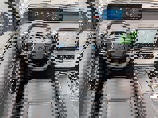 Certified 2025 Ford Expedition Max Active image 29